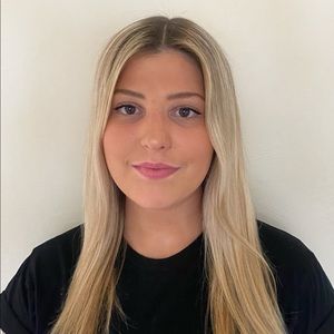 Meet your Posher, Casey